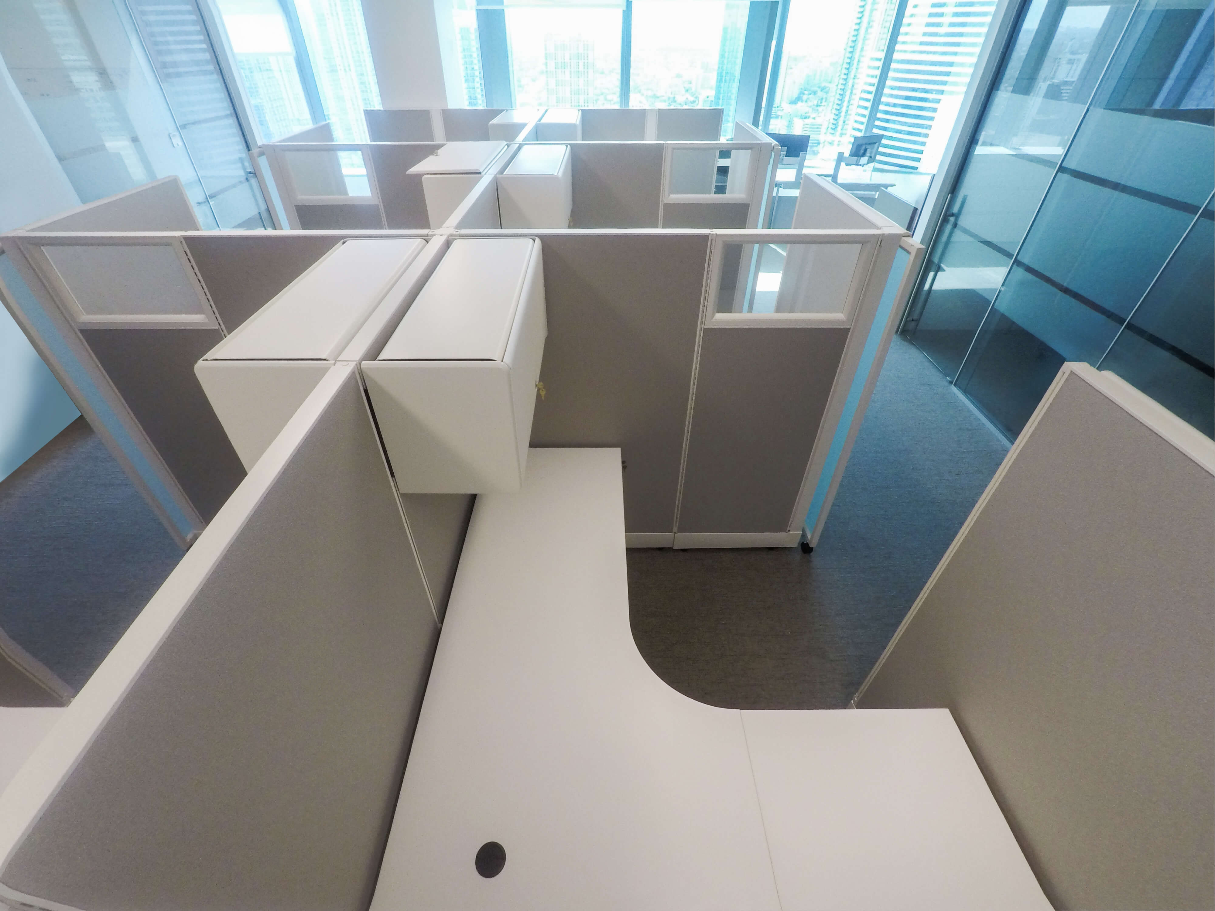 L shaped cubicles 529 2 L shaped cubicles 529 2